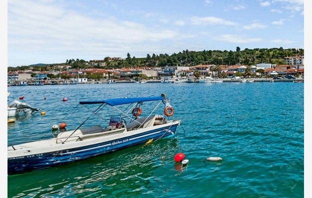 NEA SKIONI
