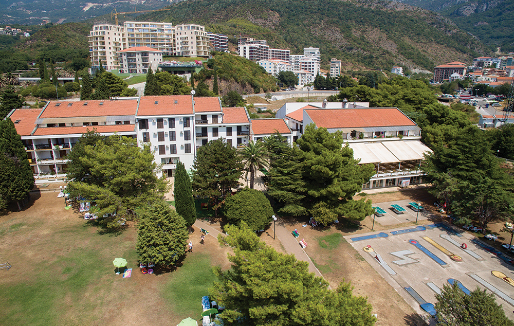 Hotel Bečići 2* - Bečići / Hoteli